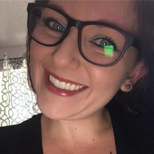 Meet your Posher, Karissa